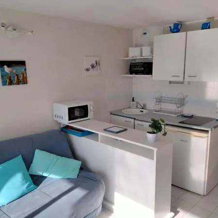 Amoureva 4 Pers - Vue - Parking - Piscine - Proche Commerce Apartament *